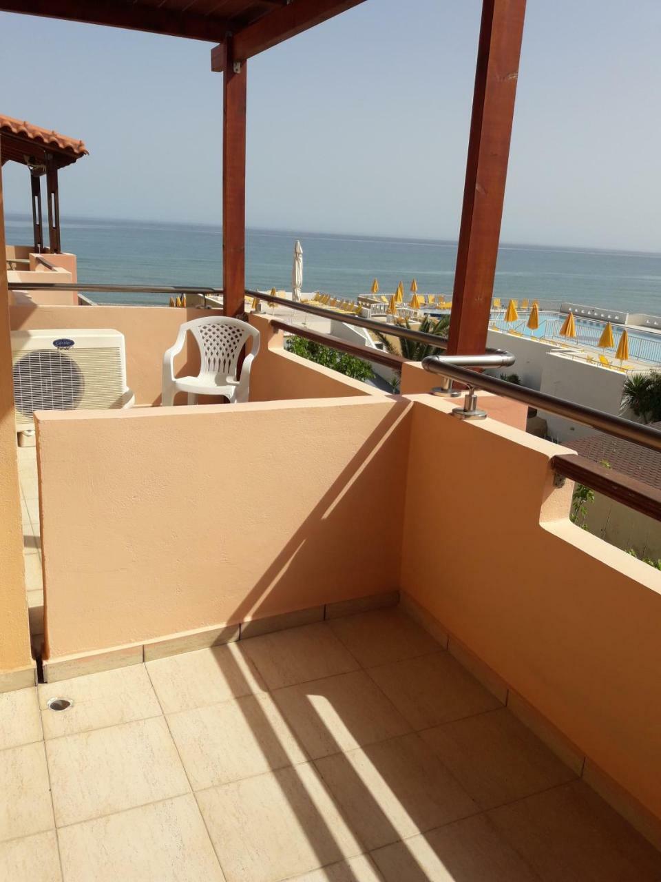 Aquamar Beach Hotel Kurnász Kültér fotó